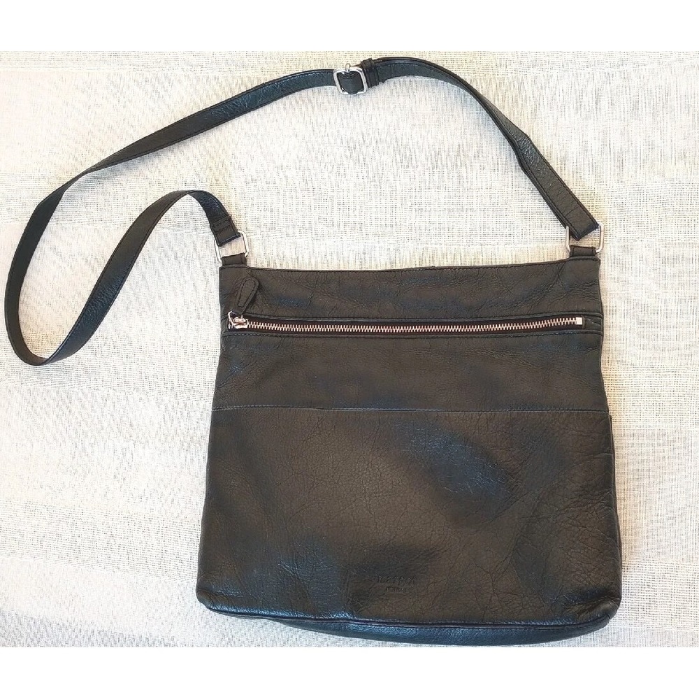 Margot New York Sleek Crossbody Bag Genuine Pebbled Leather Black VGUC